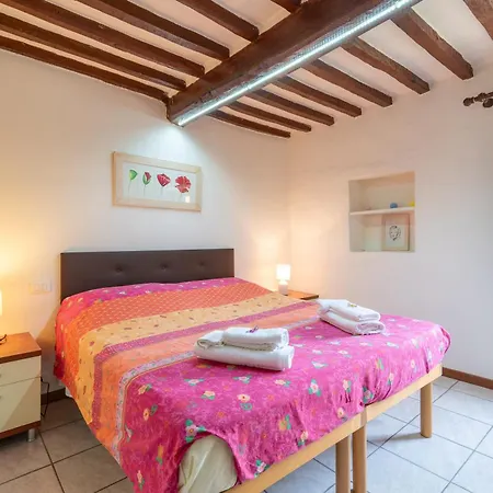 Ferienwohnung La Finestra Sul Fiume Subbiano Exterior foto