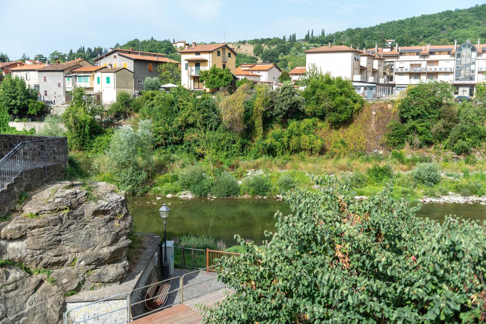 Apartment La Finestra Sul Fiume *